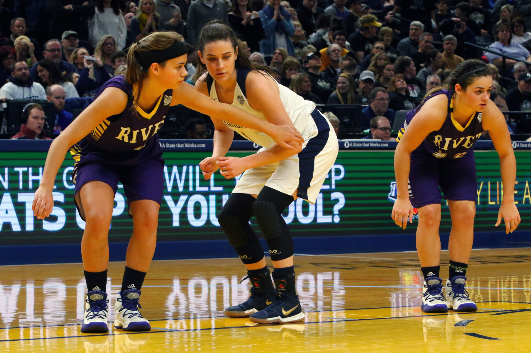 Gallery: Girls Basketball State Finals: Marquette Catholic vs. Vincennes Rivet